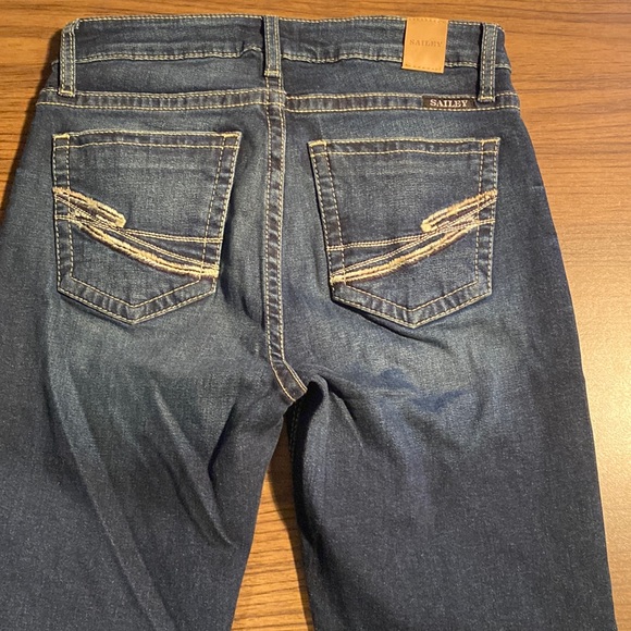 SAILEY WOMEN'S BOOTCUT JEANS - Picture 5 of 8